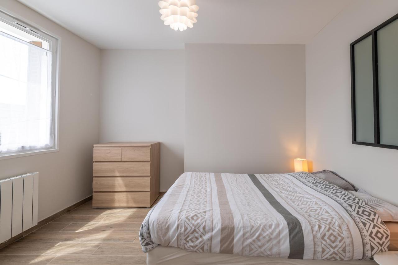 Appartement Lumineux Au Centre Du Village Saint-Felix  Exteriér fotografie