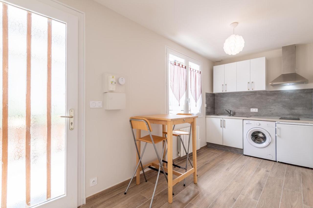 Appartement Lumineux Au Centre Du Village Saint-Felix  Exteriér fotografie